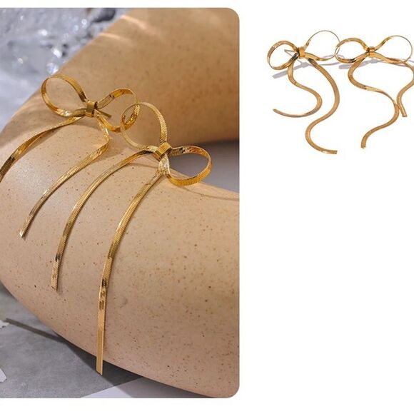 Jewelry - Gold Dainty Bow Dangle Earrings